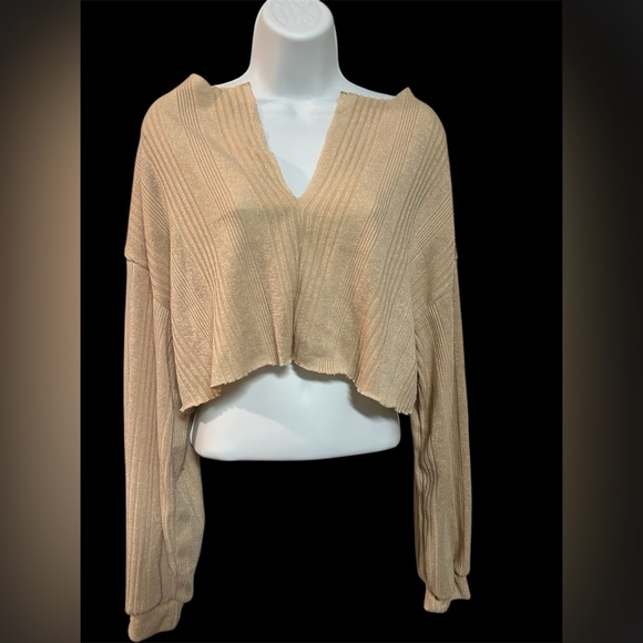 Beige Cropped Knit Sweater, GUC, Size L - Picture 1 of 3